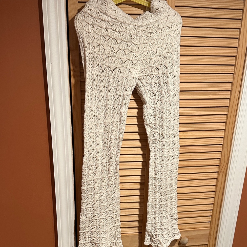 Zara Ivory Knit Sweater